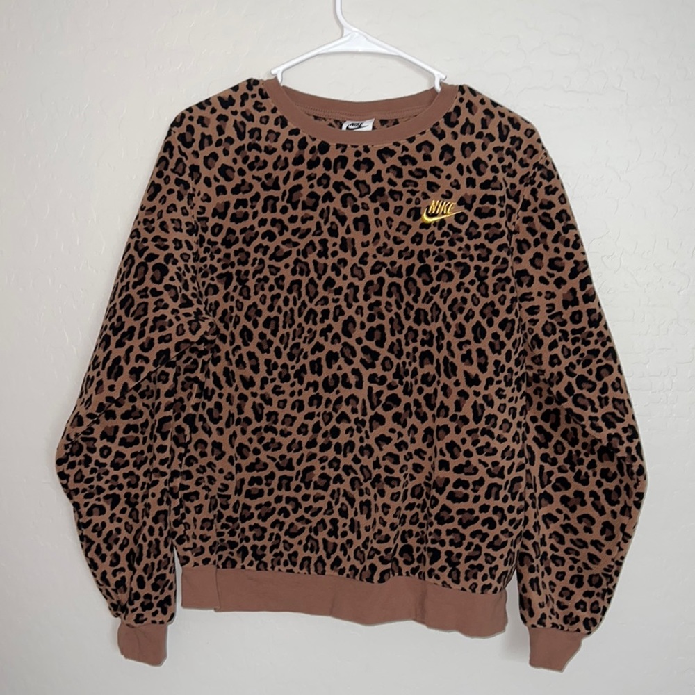 Nike sweater